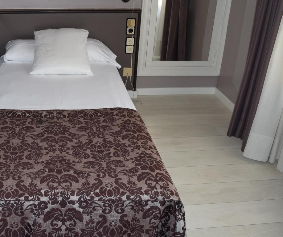 Centro Urbis Hotel 3*