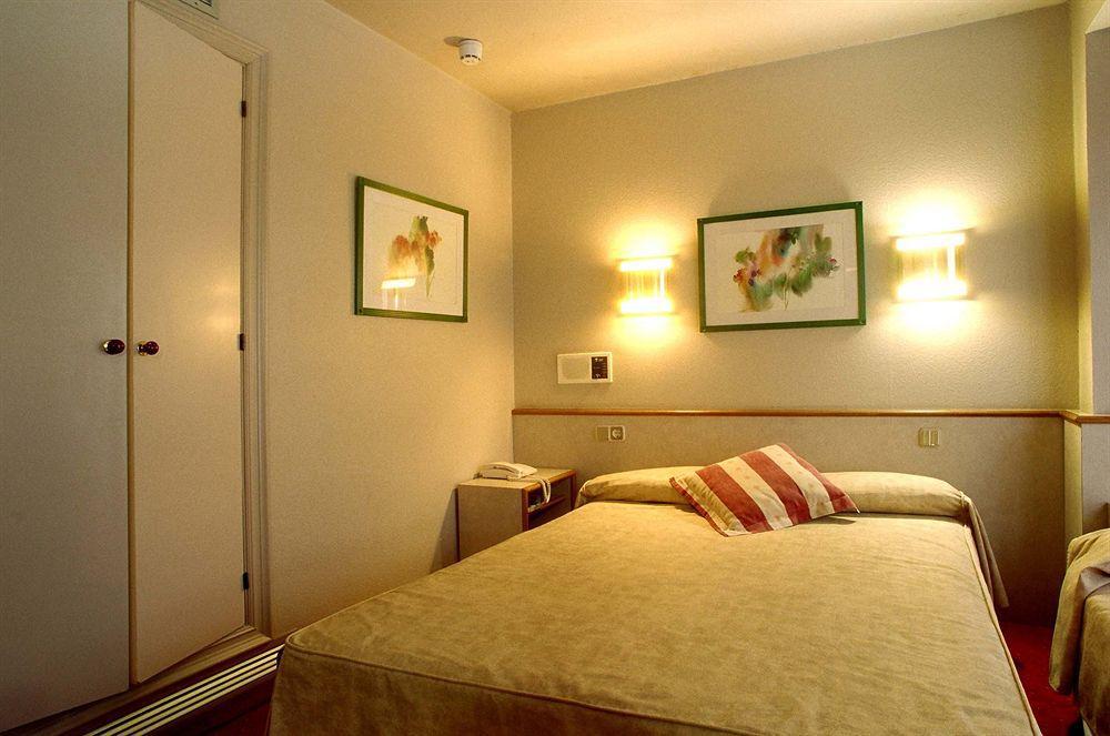 Centro Urbis 3*